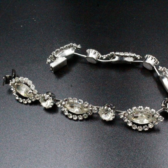 Weiss Signed Designer Foiled Back Rhinestone Chaton Crystal Diamante Bracelet - Picture 4 of 7